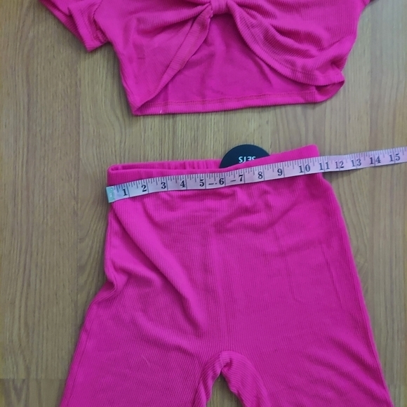love J 2-piece set, fushia ribbed biker shorts + knot front crop top, NEW, small - Picture 6 of 10